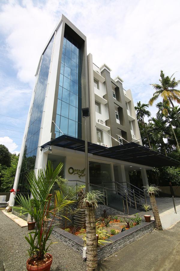 Hotel Omnest Kochi Exterior foto
